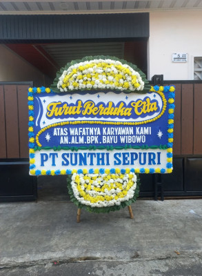 Papan Bunga Duka di Aru Tengah Selatan