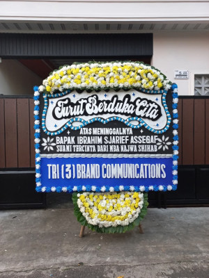 Papan Bunga Duka di Aru Tengah Selatan